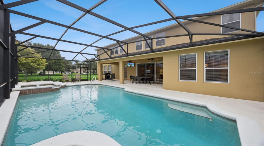 Open space on one side of the home and no rear neighbors!
