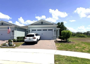 KISSIMMEE, Florida 34747, 2 Bedrooms Bedrooms, ,2 BathroomsBathrooms,Residential,For Sale,KEY BAY,0,MFRO6426741