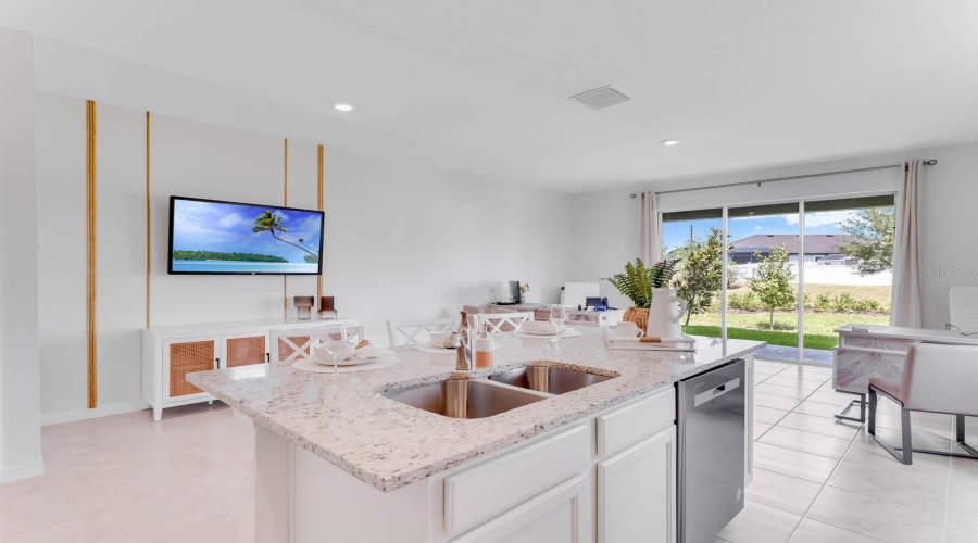 DAVENPORT, Florida 33837, 3 Bedrooms Bedrooms, ,2 BathroomsBathrooms,Residential,For Sale,OLYMPIC,0,MFRO6427192