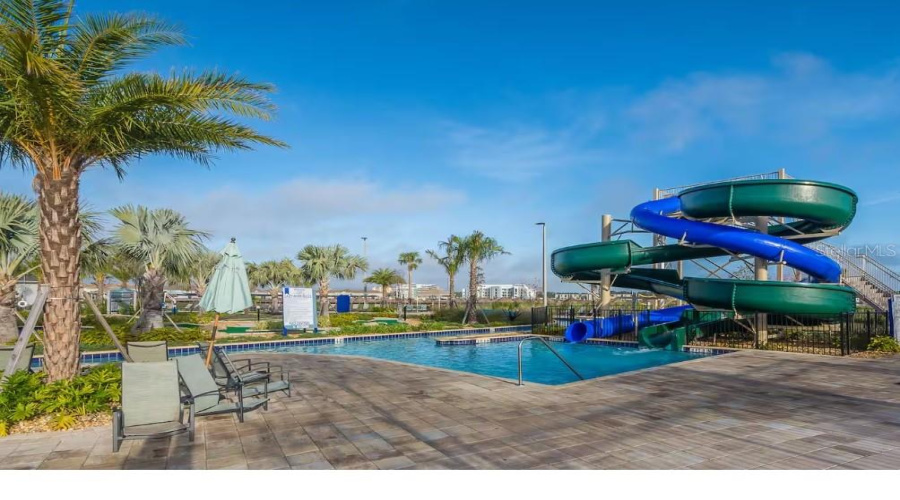 KISSIMMEE, Florida 34746, 4 Bedrooms Bedrooms, ,3 BathroomsBathrooms,Residential,For Sale,CLOCK TOWER,0,MFRO6427195