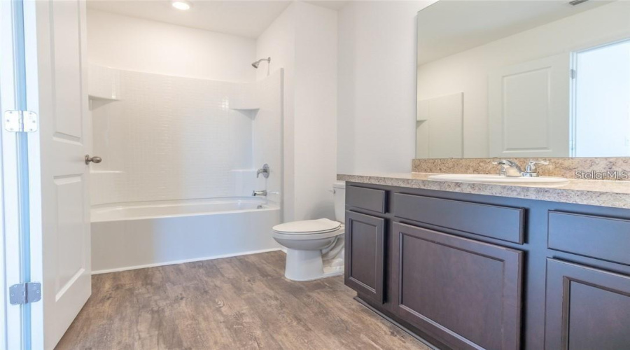 DAVENPORT, Florida 33837, 3 Bedrooms Bedrooms, ,2 BathroomsBathrooms,Residential,For Sale,MADISON,0,MFRO6427204