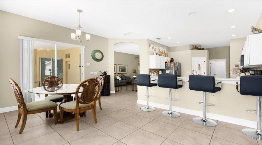 DAVENPORT, Florida 33897, 5 Bedrooms Bedrooms, ,4 BathroomsBathrooms,Residential,For Sale,HOLLYBROOK,0,MFRG5107599