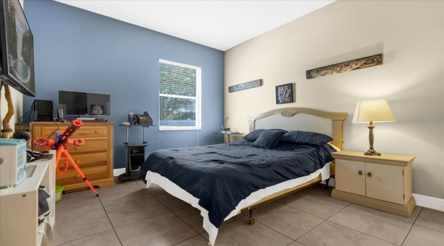 DAVENPORT, Florida 33897, 5 Bedrooms Bedrooms, ,4 BathroomsBathrooms,Residential,For Sale,HOLLYBROOK,0,MFRG5107599