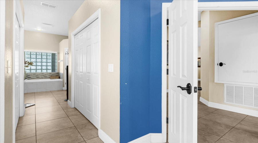 DAVENPORT, Florida 33897, 5 Bedrooms Bedrooms, ,4 BathroomsBathrooms,Residential,For Sale,HOLLYBROOK,0,MFRG5107599