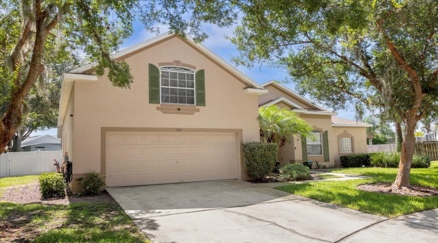 DAVENPORT, Florida 33897, 5 Bedrooms Bedrooms, ,4 BathroomsBathrooms,Residential,For Sale,HOLLYBROOK,0,MFRG5107599