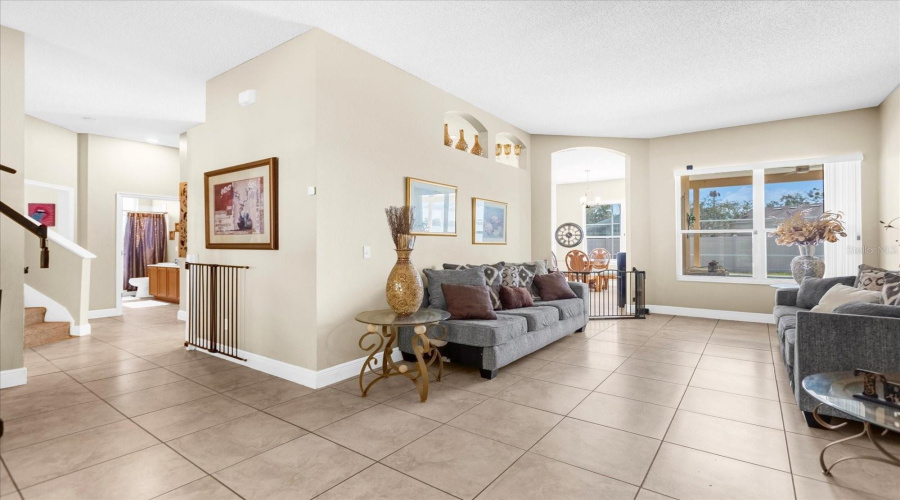 DAVENPORT, Florida 33897, 5 Bedrooms Bedrooms, ,4 BathroomsBathrooms,Residential,For Sale,HOLLYBROOK,0,MFRG5107599