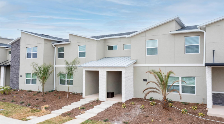 DAVENPORT, Florida 33896, 4 Bedrooms Bedrooms, ,3 BathroomsBathrooms,Residential,For Sale,LEADER,0,MFRS5153868