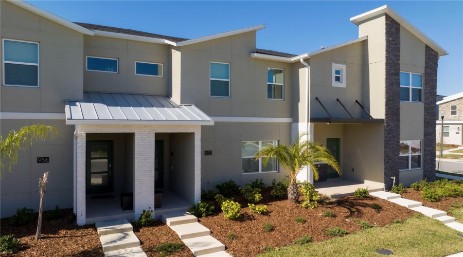 Davenport, Florida 33896, 4 Bedroom Bedrooms, ,3 Bathroombathrooms,Residential,For Sale,Leader,0,Mfrs5153868