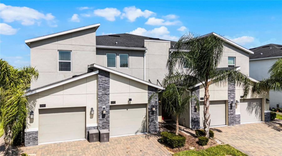 DAVENPORT, Florida 33896, 3 Bedrooms Bedrooms, ,2 BathroomsBathrooms,Residential,For Sale,OCEAN COURSE,0,MFRO6427230