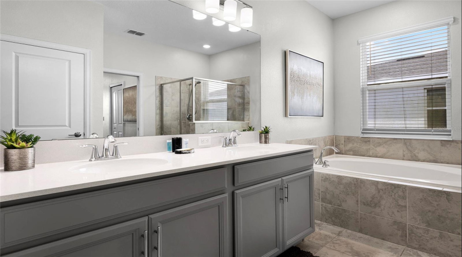 DAVENPORT, Florida 33896, 3 Bedrooms Bedrooms, ,2 BathroomsBathrooms,Residential,For Sale,OCEAN COURSE,0,MFRO6427230