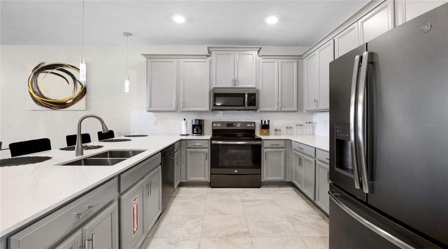 DAVENPORT, Florida 33896, 3 Bedrooms Bedrooms, ,2 BathroomsBathrooms,Residential,For Sale,OCEAN COURSE,0,MFRO6427230