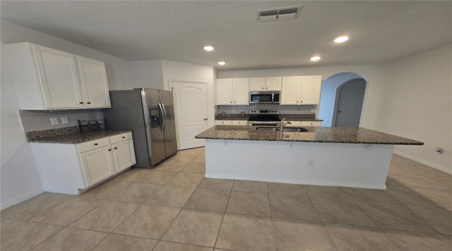KISSIMMEE, Florida 34747, 4 Bedrooms Bedrooms, ,2 BathroomsBathrooms,Residential,For Sale,WHITE LILLY,0,MFRS5154052