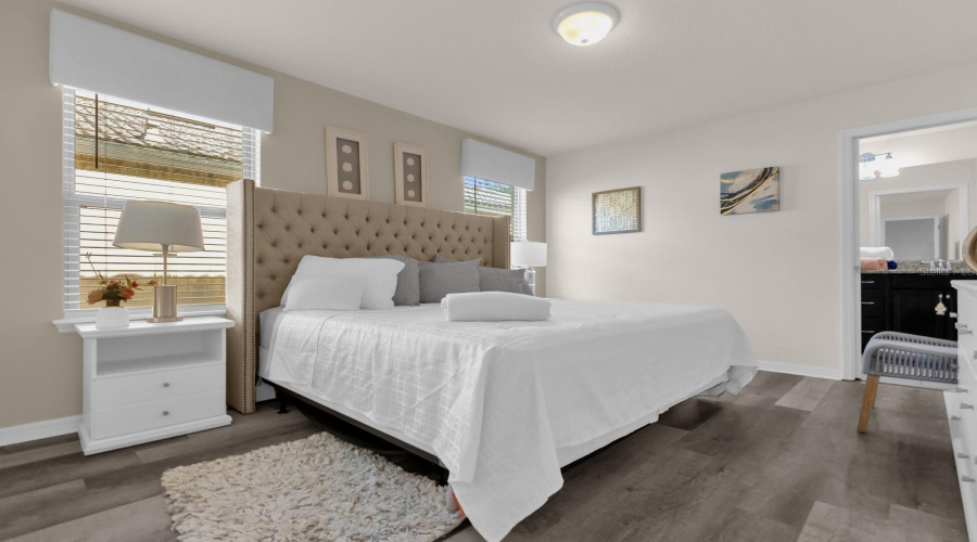 Primary Bedroom (Second level)