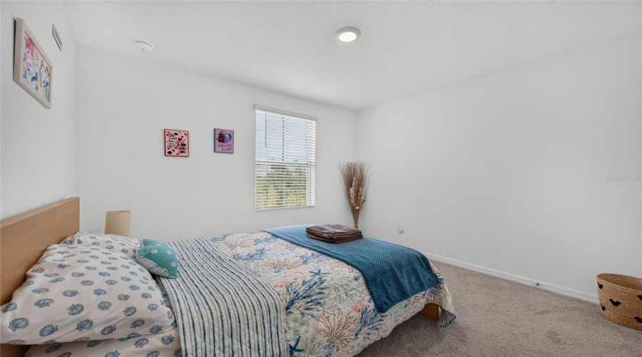 Davenport, Florida 33896, 3 Bedrooms Bedrooms, ,2 Bathroomsbathrooms,Residential,For Sale,Longboat,0,Mfro6427074