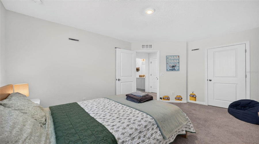 Davenport, Florida 33896, 3 Bedrooms Bedrooms, ,2 Bathroomsbathrooms,Residential,For Sale,Longboat,0,Mfro6427074