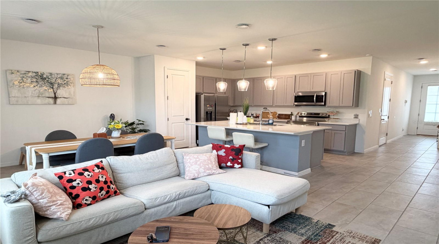 DAVENPORT, Florida 33896, 3 Bedrooms Bedrooms, ,2 BathroomsBathrooms,Residential,For Sale,LONGBOAT,0,MFRO6427074
