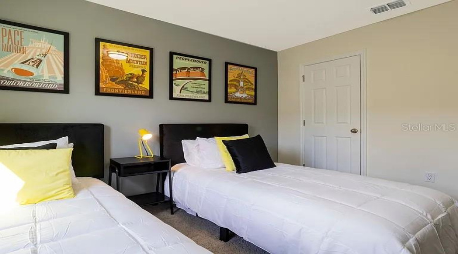 KISSIMMEE, Florida 34747, 4 Bedrooms Bedrooms, ,4 BathroomsBathrooms,Residential,For Sale,FLEMING MIST,0,MFRO6426689