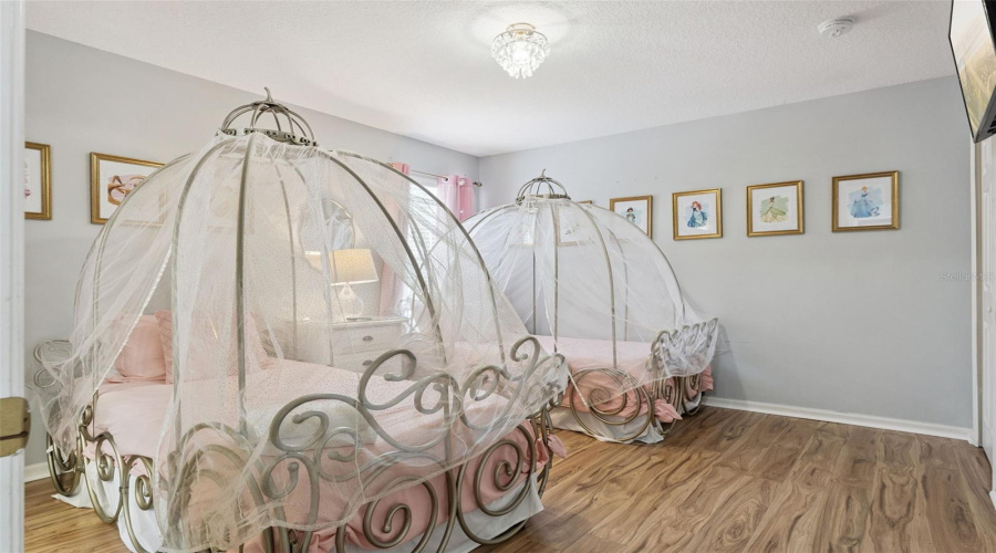 KISSIMMEE, Florida 34747, 6 Bedrooms Bedrooms, ,6 BathroomsBathrooms,Residential,For Sale,ACADIA ESTATES,0,MFRO6420745