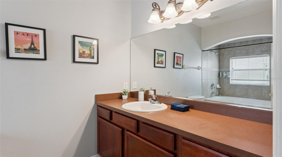 KISSIMMEE, Florida 34747, 6 Bedrooms Bedrooms, ,6 BathroomsBathrooms,Residential,For Sale,ACADIA ESTATES,0,MFRO6420745