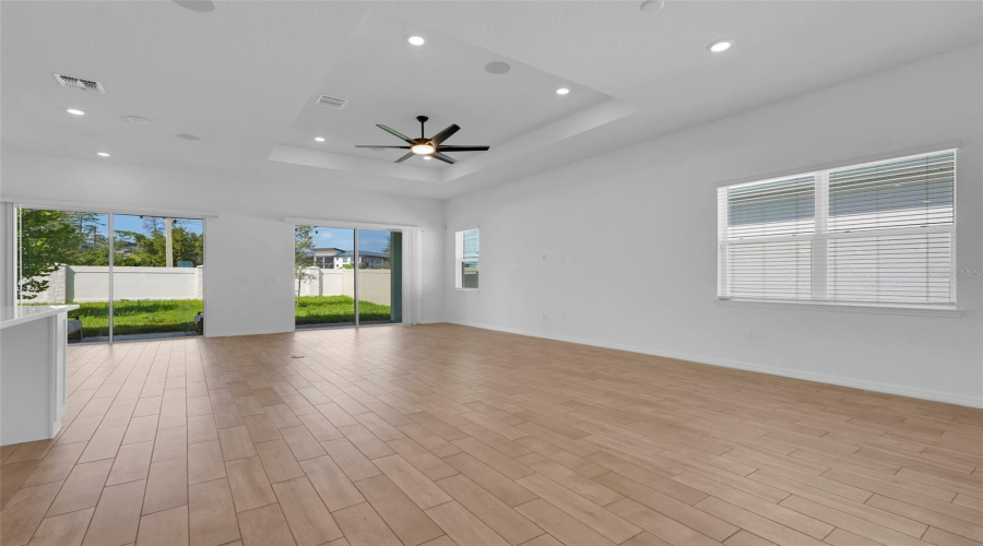 ORLANDO, Florida 32836, 3 Bedrooms Bedrooms, ,3 BathroomsBathrooms,Residential,For Sale,PARK ESTATES,0,MFRO6426187