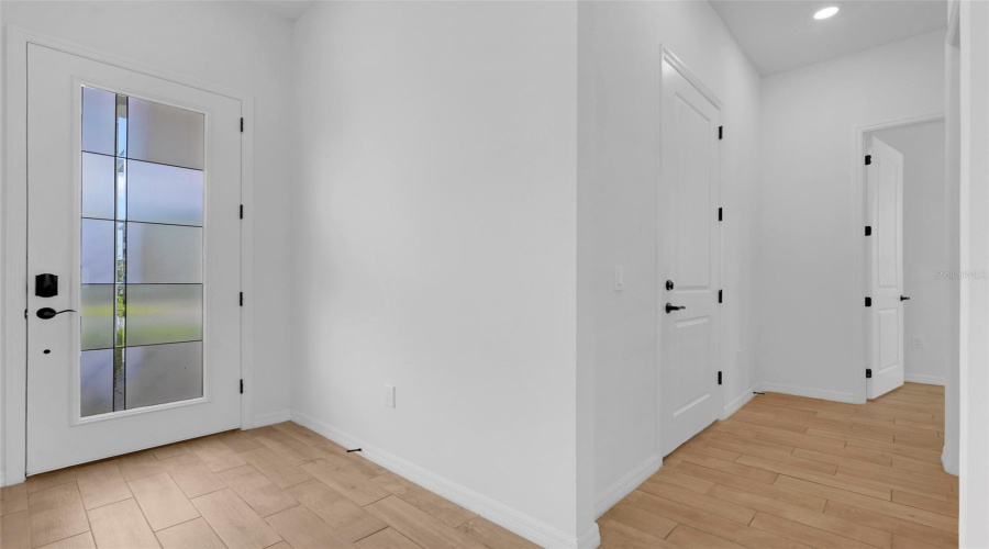ORLANDO, Florida 32836, 3 Bedrooms Bedrooms, ,3 BathroomsBathrooms,Residential,For Sale,PARK ESTATES,0,MFRO6426187