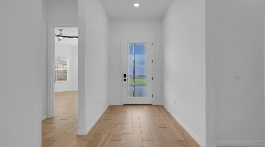 ORLANDO, Florida 32836, 3 Bedrooms Bedrooms, ,3 BathroomsBathrooms,Residential,For Sale,PARK ESTATES,0,MFRO6426187