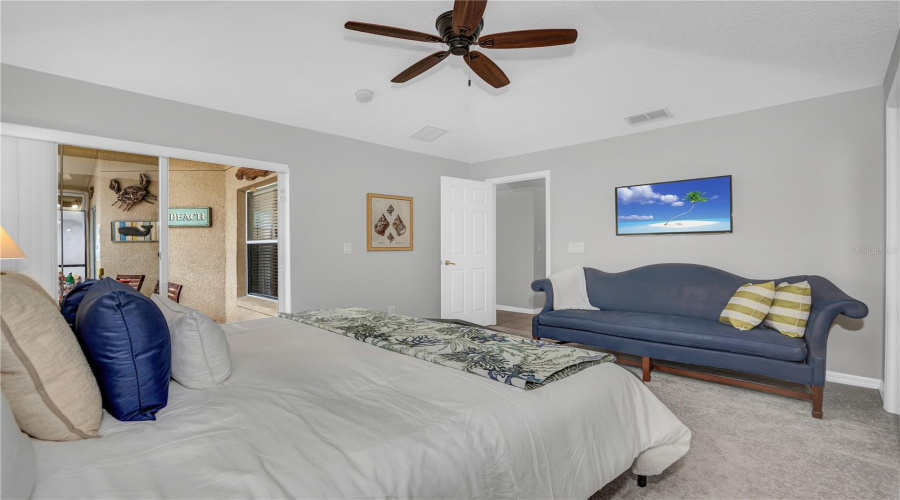 DAVENPORT, Florida 33896, 4 Bedrooms Bedrooms, ,3 BathroomsBathrooms,Residential,For Sale,RUBINO,0,MFRO6426963