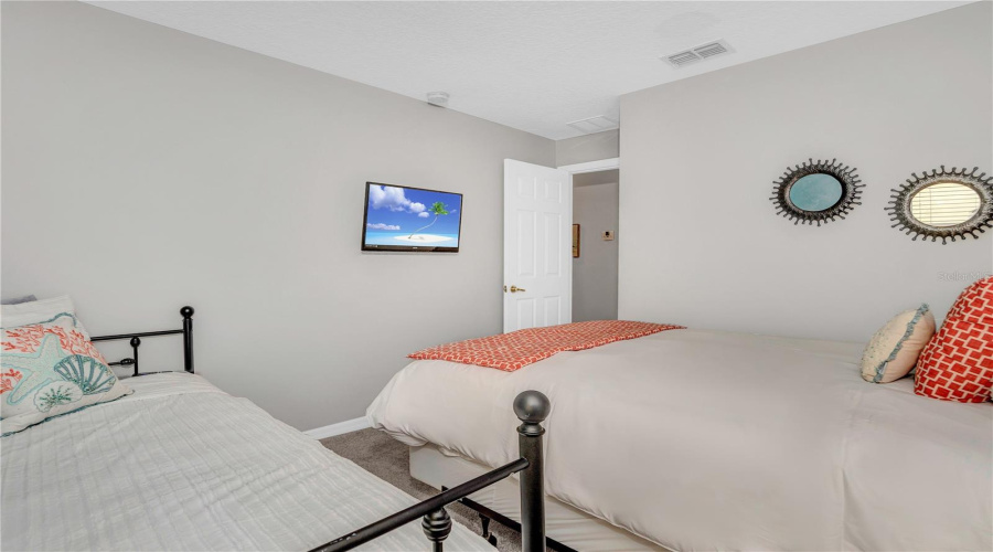 DAVENPORT, Florida 33896, 4 Bedrooms Bedrooms, ,3 BathroomsBathrooms,Residential,For Sale,RUBINO,0,MFRO6426963
