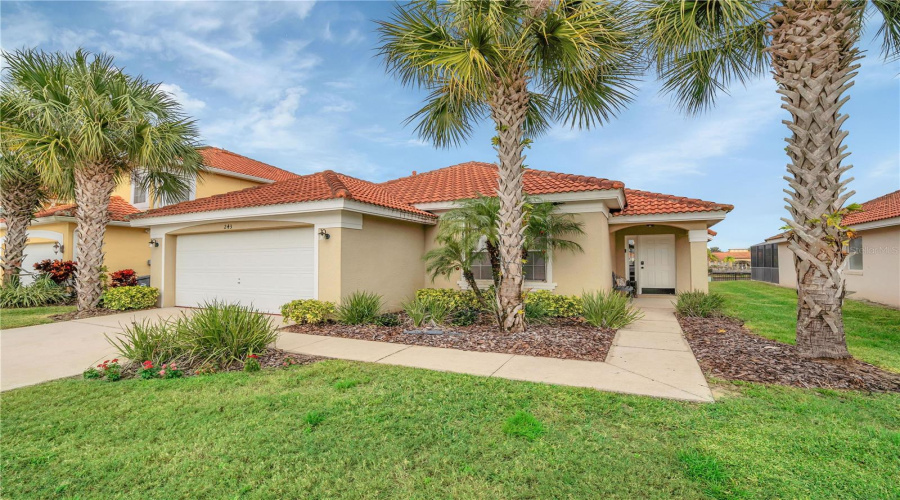 DAVENPORT, Florida 33896, 4 Bedrooms Bedrooms, ,3 BathroomsBathrooms,Residential,For Sale,RUBINO,0,MFRO6426963