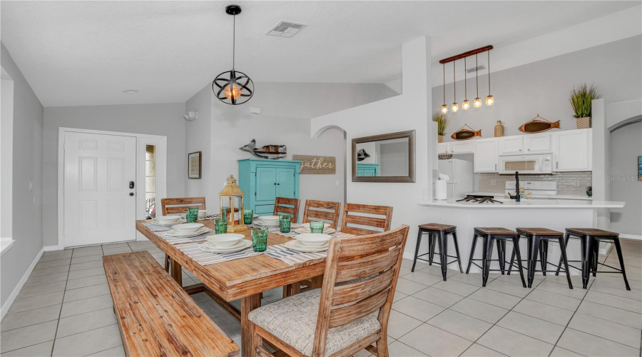 DAVENPORT, Florida 33896, 4 Bedrooms Bedrooms, ,3 BathroomsBathrooms,Residential,For Sale,RUBINO,0,MFRO6426963