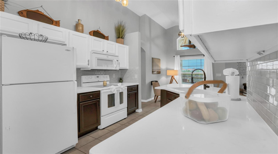 DAVENPORT, Florida 33896, 4 Bedrooms Bedrooms, ,3 BathroomsBathrooms,Residential,For Sale,RUBINO,0,MFRO6426963