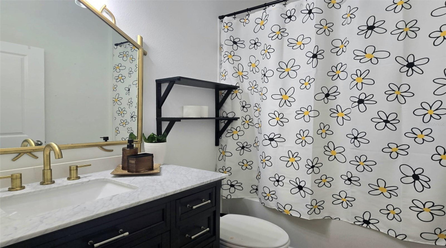 DAVENPORT, Florida 33837, 4 Bedrooms Bedrooms, ,2 BathroomsBathrooms,Residential,For Sale,DISA,0,MFRP4939376