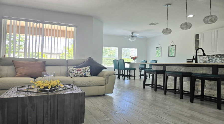 DAVENPORT, Florida 33837, 4 Bedrooms Bedrooms, ,2 BathroomsBathrooms,Residential,For Sale,DISA,0,MFRP4939376