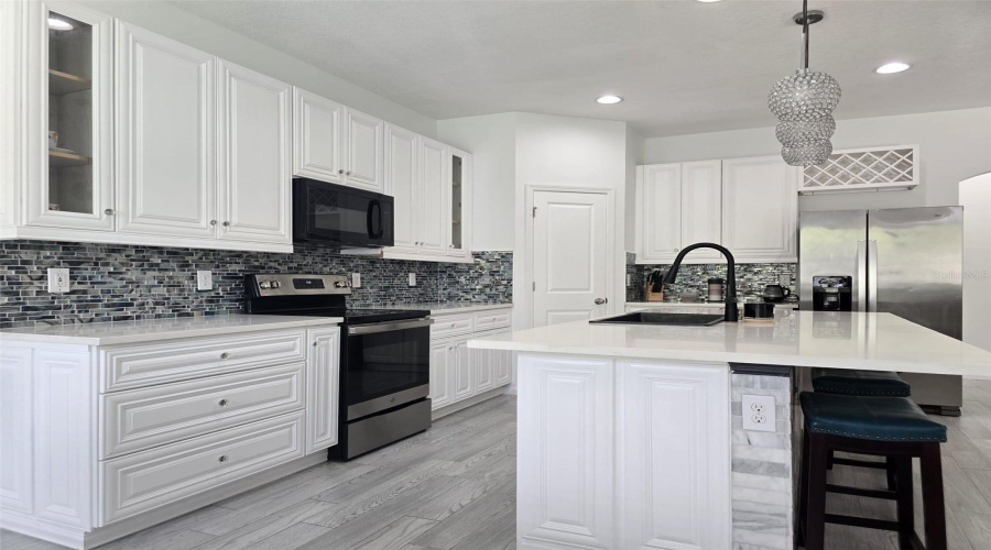 DAVENPORT, Florida 33837, 4 Bedrooms Bedrooms, ,2 BathroomsBathrooms,Residential,For Sale,DISA,0,MFRP4939376