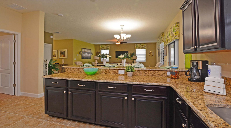 DAVENPORT, Florida 33896, 6 Bedrooms Bedrooms, ,6 BathroomsBathrooms,Residential,For Sale,MOON VALLEY,0,MFRS5154133