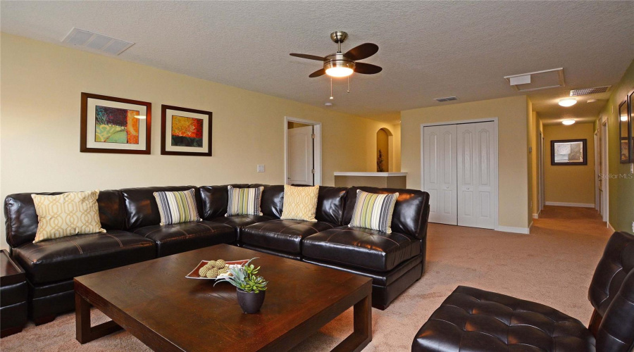 DAVENPORT, Florida 33896, 6 Bedrooms Bedrooms, ,6 BathroomsBathrooms,Residential,For Sale,MOON VALLEY,0,MFRS5154133