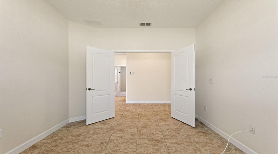 DAVENPORT, Florida 33896, 3 Bedrooms Bedrooms, ,3 BathroomsBathrooms,Residential,For Sale,PALMETTO DUNES,0,MFRS5148575