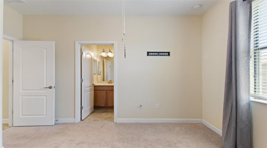 DAVENPORT, Florida 33896, 3 Bedrooms Bedrooms, ,3 BathroomsBathrooms,Residential,For Sale,PALMETTO DUNES,0,MFRS5148575