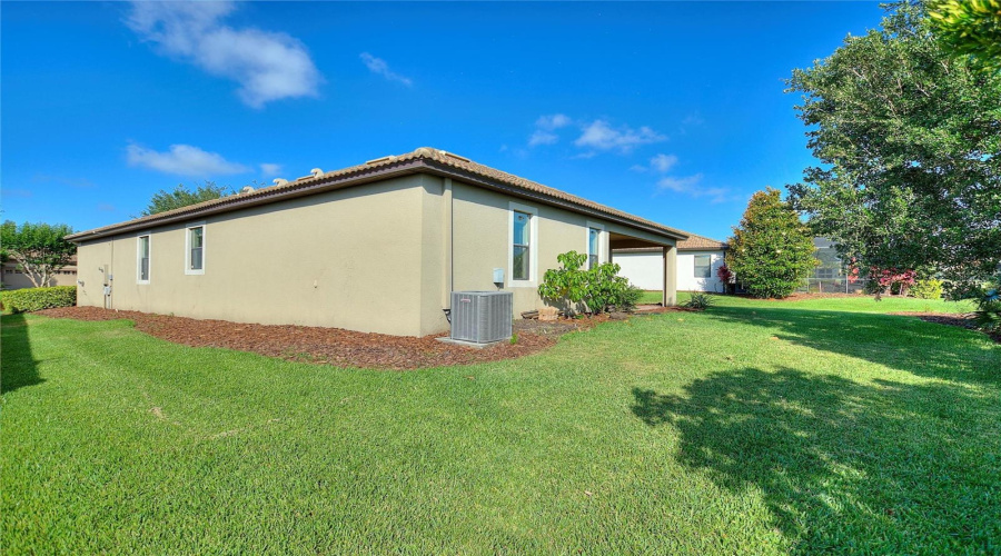 DAVENPORT, Florida 33896, 3 Bedrooms Bedrooms, ,3 BathroomsBathrooms,Residential,For Sale,PALMETTO DUNES,0,MFRS5148575