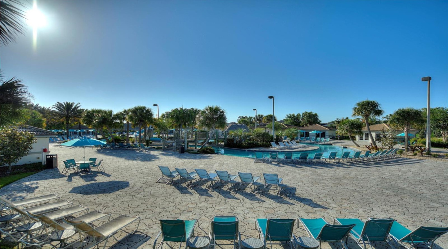 DAVENPORT, Florida 33896, 3 Bedrooms Bedrooms, ,3 BathroomsBathrooms,Residential,For Sale,PALMETTO DUNES,0,MFRS5148575