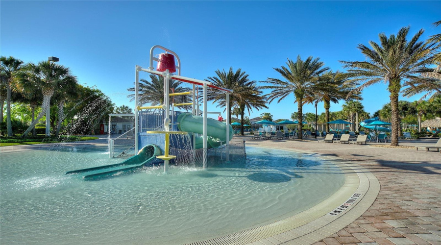DAVENPORT, Florida 33896, 3 Bedrooms Bedrooms, ,3 BathroomsBathrooms,Residential,For Sale,PALMETTO DUNES,0,MFRS5148575
