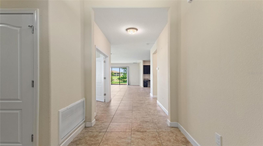 DAVENPORT, Florida 33896, 3 Bedrooms Bedrooms, ,3 BathroomsBathrooms,Residential,For Sale,PALMETTO DUNES,0,MFRS5148575