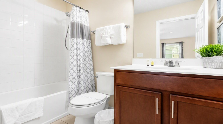 KISSIMMEE, Florida 34747, 3 Bedrooms Bedrooms, ,3 BathroomsBathrooms,Residential,For Sale,CAREY PALM,0,MFRO6427089