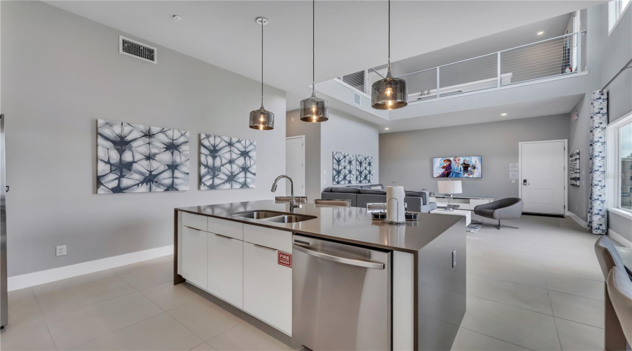KISSIMMEE, Florida 34747, 5 Bedrooms Bedrooms, ,4 BathroomsBathrooms,Residential,For Sale,SANDY RIDGE,0,MFRG5115349