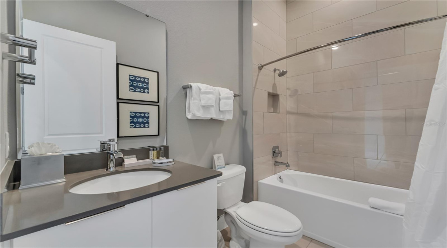 KISSIMMEE, Florida 34747, 5 Bedrooms Bedrooms, ,4 BathroomsBathrooms,Residential,For Sale,SANDY RIDGE,0,MFRG5115349