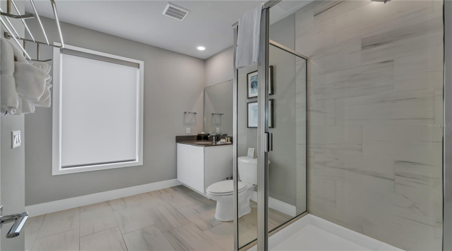 KISSIMMEE, Florida 34747, 5 Bedrooms Bedrooms, ,4 BathroomsBathrooms,Residential,For Sale,SANDY RIDGE,0,MFRG5115349