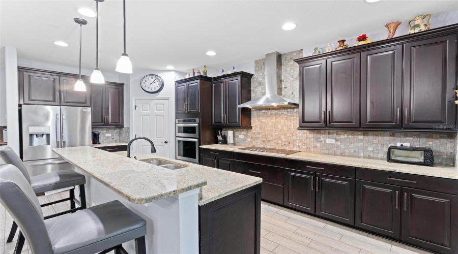 Davenport, Florida 33837, 4 Bedrooms Bedrooms, ,3 Bathroomsbathrooms,Residential,For Sale,Lexington,0,Mfro6421070