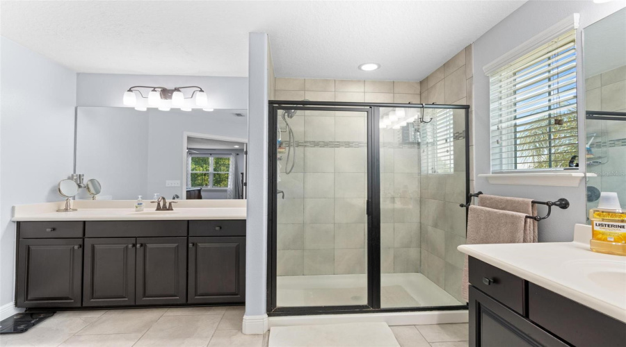 Davenport, Florida 33837, 4 Bedrooms Bedrooms, ,3 Bathroomsbathrooms,Residential,For Sale,Lexington,0,Mfro6421070