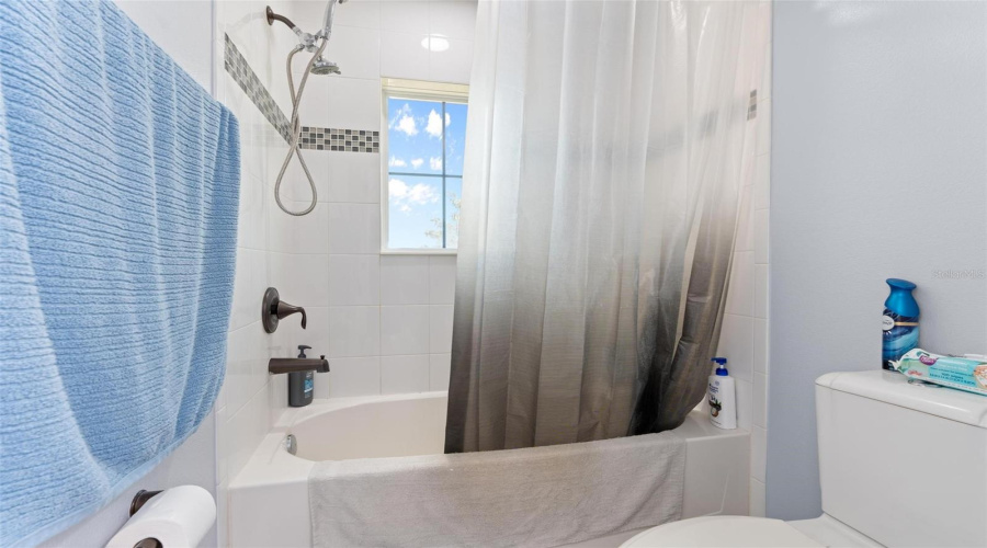 Davenport, Florida 33837, 4 Bedrooms Bedrooms, ,3 Bathroomsbathrooms,Residential,For Sale,Lexington,0,Mfro6421070