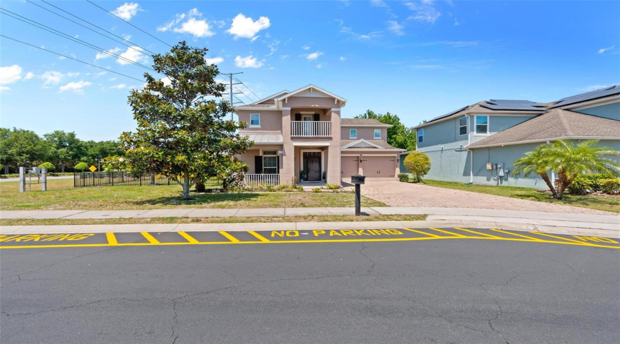 Davenport, Florida 33837, 4 Bedrooms Bedrooms, ,3 Bathroomsbathrooms,Residential,For Sale,Lexington,0,Mfro6421070